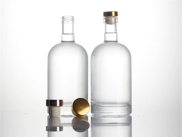 Butelka z alkoholem 750ml